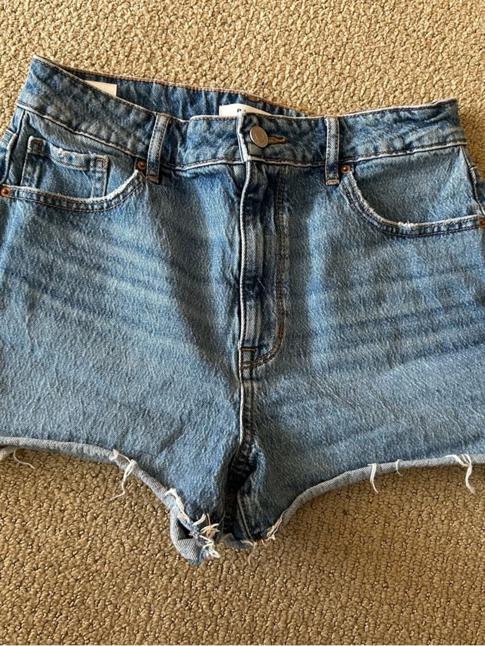 Pacsun Stretch High Rise Denim Shorts, size 27. Super cute!
